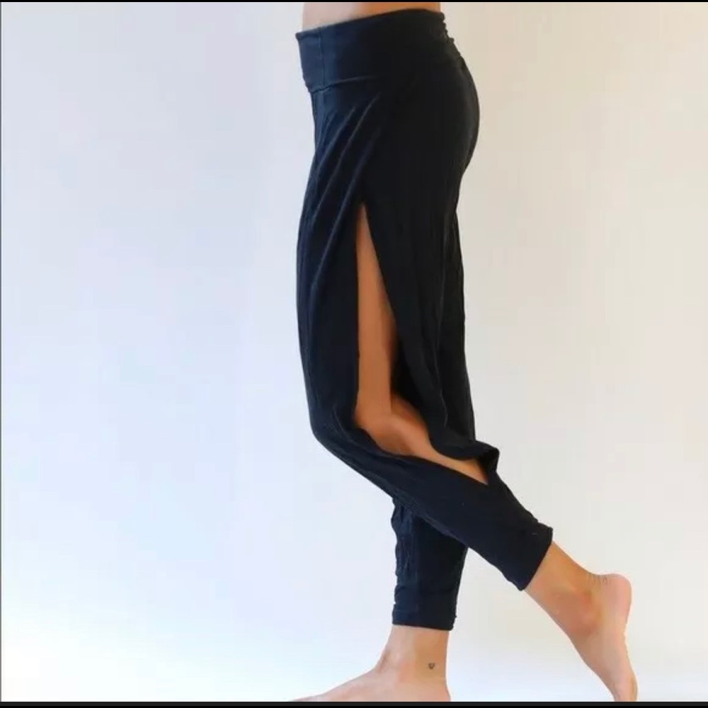 Lululemon Superb Side Split Pants | Size 8 | EUC